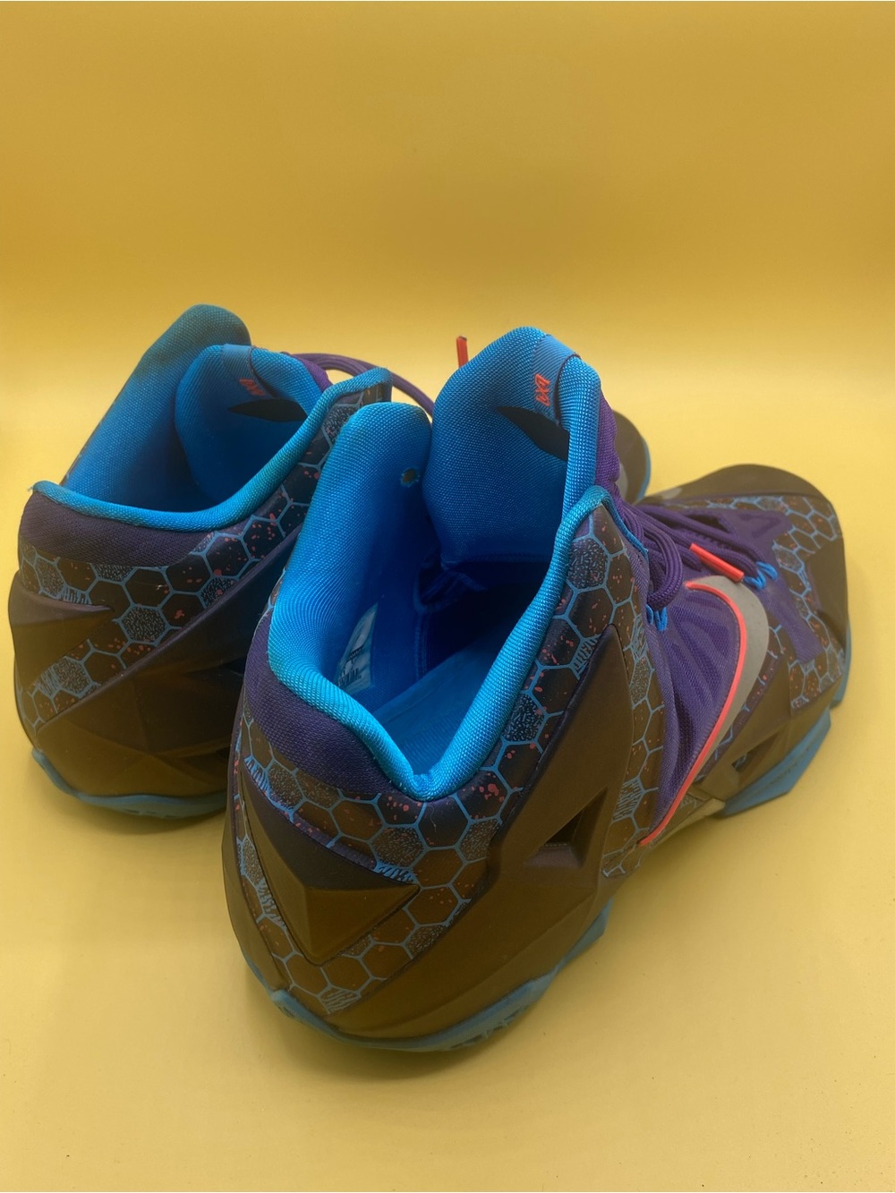Nike LeBron 11 "Summit Lake Hornets" - Picture 2 of 4